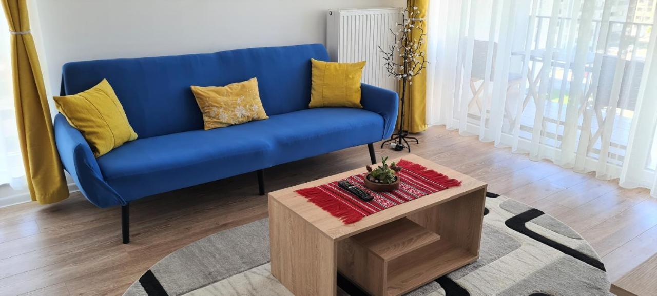 Apartment Retreat